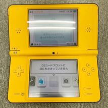 $【売り切り】美品！！Nintendo 任天堂 ニンテンドーDSiLL イエロー UTL-001 携帯ゲーム機 動作確認済み クリアカバー付属_画像3