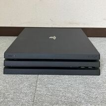 ◎【売り切り】SONY ソニー PlayStation4 Proプレステーション4 CUH-7000B コントローラー付属 通電確認済み 家庭用テレビゲーム 現状品_画像2