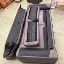 □【売り切り】NITORI ニトリ SOFA WALL2 LEATHER DBR 3人掛け用 本革ソファ ダークブラウン スツール付属 生活家具_画像9