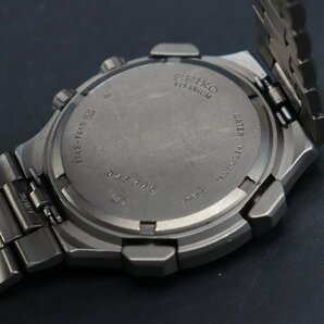 希少 良品 SEIKO セイコー クロノグラフ 赤針 スモセコ チタン 7T42-7A10 デイト アンティーク 純正ブレス メンズ腕時計の画像8