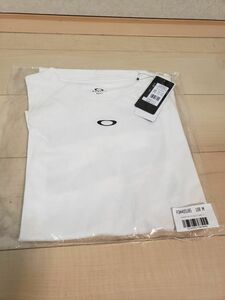 【新品】OAKLEY オークリー Tシャツ 半袖 Lサイズ