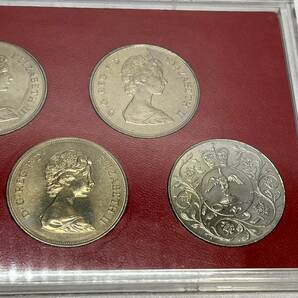 【DHS3017AT】エリザベス2世女王ご治世下記念クラウン ケース入り記念硬貨5枚セット 当時物 コレクションの画像6