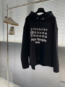 Maison Margiela マルタンマルジェラ　メンズ　パーカ　フード付き　数字ロゴ　M-XL　サイズ選択可能　MM6　2846