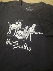 【アニメ　THE BEATLES ザ・ビートルズ】”プリントTシャツ”◆Mサイズ　チャコールブラック(墨黒)