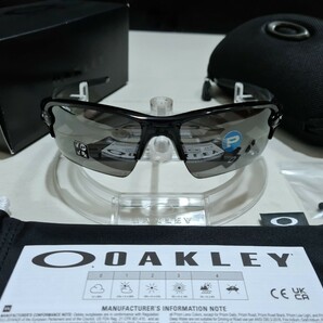 正規品 新品 偏光レンズ付き OAKLEY FLAK 2.0 XL オークリー フラック PRIZM BLACK POLARIZED プリズム ブラック ポラライズド サングラスの画像6