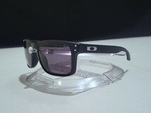 正規品 新品 偏光レンズ付き OAKLEY HOLBROOK オークリー ホルブルック SAPPHIRE POLARIZED サファイア ポラライズド サングラス OO9102-01_画像6