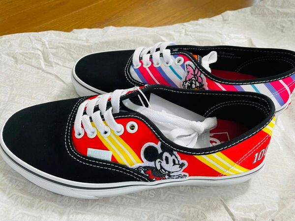 新品未使用 VANS DISNEY創立100周年記念 コラボレーション AUTHENTIC 24.5cm