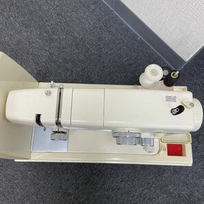 G4 JANOME ジャノメ ミシン MODEL 802 電動ミシン 本体 通電確認済み フットコントローラー付 ミシン 裁縫 フットペダル の画像3