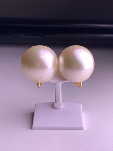 #KENZO earrings #mabe pearl fake pearl diameter 21mm Kenzo 