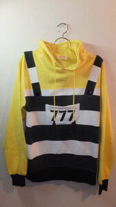 ★ミニオンズ★Minions hoodie size XL ミニオンズパーカーサイズLL　Despicable Me　USED IN JAPAN