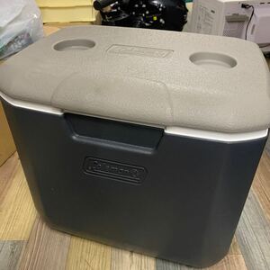 良品 Coleman コールマン エクスカーションクーラー 30QT AP20 ライトグレイ クーラーボックス