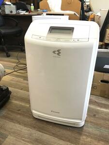 良品 DAIKIN ダイキン 加湿 除湿 空気清浄機 MCZ70U 2018年製 クリアフォースZ