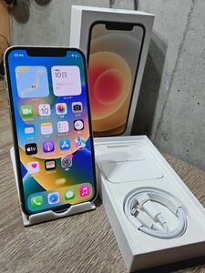 新品同様品　iphone 12 64GB SIMロック解除