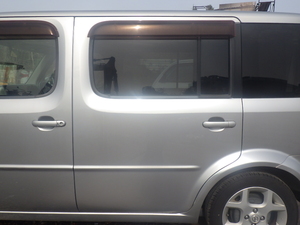  Cube Cubic BGZ11 left rear door silver KY0