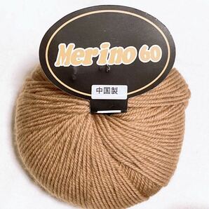 【ほぼ未使用】ハンドメイド 手芸用品 手芸 マキ 毛糸 メリノ60 ウール 50g 10玉 Y-1140の画像2