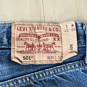 Levi's リーバイス 501 W30 股下72 カットして 【裾あたり加工(ユーズド加工)】良品の画像3