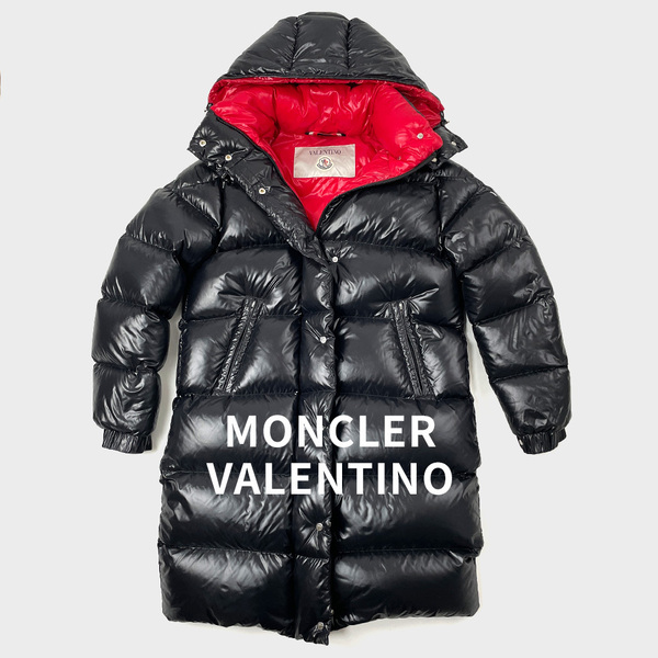 希少 MONCLER コラボ VALENTINO バックロゴ ダウンコート ダウンジャケット レディース 40 黒 赤 QBCCPM0B4AB 限定品 完売モデル