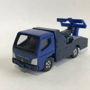 トミカ【三菱 ふそう キャンター レッカー車】の画像1