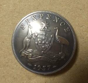 ねじ式コインコンチョ オーストラリア 6ペンス銀貨