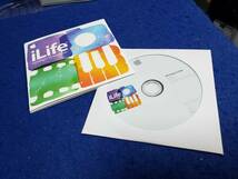 CD009 Apple iLife Version11　2010年　フランス語で書かれているので詳細がわかりませんでした 盤面キレイです ディスク1枚と説明書です _画像1