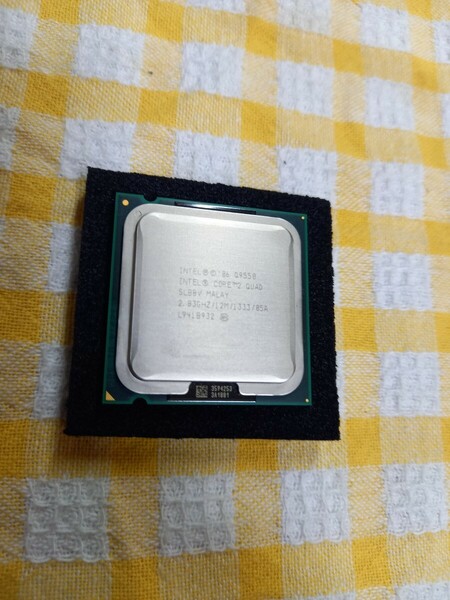 Intel Core2 Quad Q9550 SLB8V 2.83GHz　送料無料2