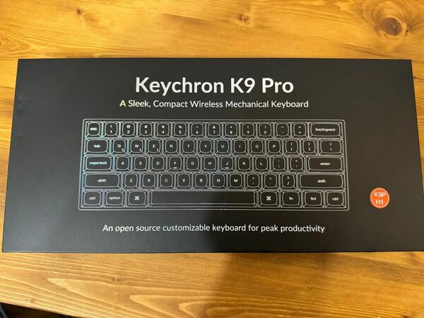 keychron k9 pro 赤軸　RGBライト　ホットスワップ対応