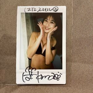 岡本杷奈 「恋のレジ打ち」　動画購入特典直筆サイン入りチェキ