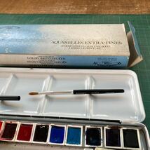 残量多い winsor&newton ウィンザー&ニュートン AQUARELLES EXTRA-FINES 24色 水彩絵の具 長期保管品_画像5