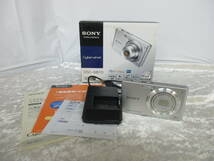 T4-11　SONY(ソニー)　デジタルカメラ 【DSC-W610】 Cyber-Shot Sony Lens 4x Optical Zoom 2.8-5.9/4.7-18.8 充電器/箱付き_画像1