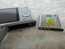 T4-11　SONY(ソニー)　デジタルカメラ 【DSC-W610】 Cyber-Shot Sony Lens 4x Optical Zoom 2.8-5.9/4.7-18.8 充電器/箱付き_画像8