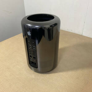 【45】Apple Mac Pro Late 2013 Xeon E5-1620 v2 3.7GHz/16GB/SSD512GB/macOS Monterey/化粧箱付きの画像1