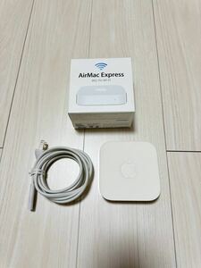 通電確認済み Apple AirMac Express Base Station A1392 MC414J/A 付属品 あり パーツ 取り 部品 wifi 無線 Lan ルーター