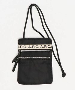 「A.P.C.」 ショルダーバッグ ONESIZE ブラック メンズ_画像1