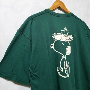 新品　Tシャツ　スヌーピー　PEANUTS　ピーナッツ　濃い緑　ワンポイント