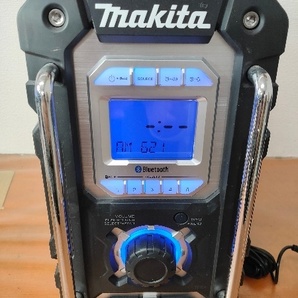 マキタ Bluetooth搭載 充電式ラジオ MR108B バッテリ・充電器別売 [カラー:黒] ACアダプタ付 動作確認済み美品ですの画像2