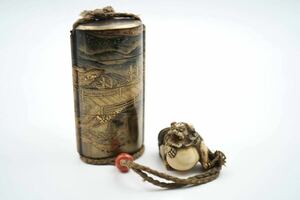  seal case netsuke . dog lacqering raw sculpture equipped .. era thing details unknown 