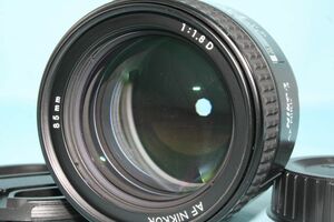 美品 Nikon ニコン AF Nikkor 85mm f1.8D 単焦点レンズ