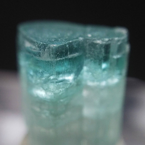 ブルーグリーン×カラーレス バイカラー トルマリン 電気石 標本 結晶 原石 約4.10ct アフガニスタン・Peach鉱山産 13の画像4