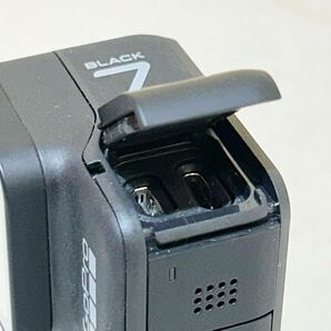 #D23F GoPro Hero7 Black 通電確認済み ゴープロ ヒーロー7 ブラック アクションカメラ 付属品 パーツ 広角 ビデオカメラの画像10