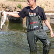 ウェーダー 釣り 胴長 長靴 チェストハイ 簡単脱着 ラジアルソール 完全防水 耐酸 耐アルカリ フィッシングウェーダ アウトドア_画像3