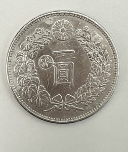 [JBI 5102] 1 jpy ~ new one jpy silver coin new one . silver coin Meiji 28 year small size circle silver left strike left circle silver strike amount eyes approximately 26.8g Japan old coin 1 jpy silver coin 1. silver coin collection present condition goods 