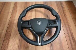 ステアリング ハンドル　MASERATI　マセラティ　ギブリ　純正　美品　ノーマルハンドル　