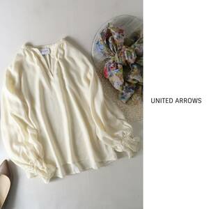 超美品☆1.7万☆ユナイテッドアローズ UNITED ARROWS☆シャーリング ブラウス 日本製☆M-B 2051