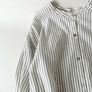 超美品☆ロートレ・アモン LAUTREAMONT☆洗える バンドカラーストライプロングシャツ 38サイズ☆C-K 2478の画像2