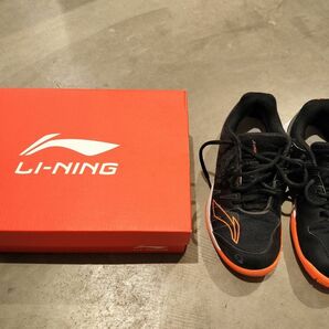 リーニン　バドミントン　シューズ　LI-NING AYAP009-KJ　21.5cm　(22cm相当) 