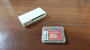 コンパクトフラッシュ8G　 エレコムメモリーカードリーダー