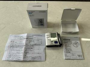 電子血圧計　手首式 血圧計 薄型　シチズン CITIZEN CH-657F