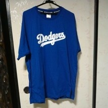 送料無料　MLB公認　大谷翔平所属　ロサンゼルス　ドジャース　胸ロゴ　プリント　半袖　Tシャツ　５Lサイズ　青　ブルー　タグ付き新品_画像1