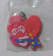 一番くじ BT21 Stay with you.☆ラバーチャーム☆TATA(ブイ)_画像1