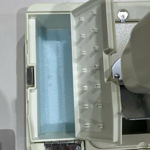 NA4959 通電確認 リッカー ミシン RZ-550 フットペダル付き ケース入り 裁縫 手芸 ハンドクラフト 手作りカバン 検Kの画像7